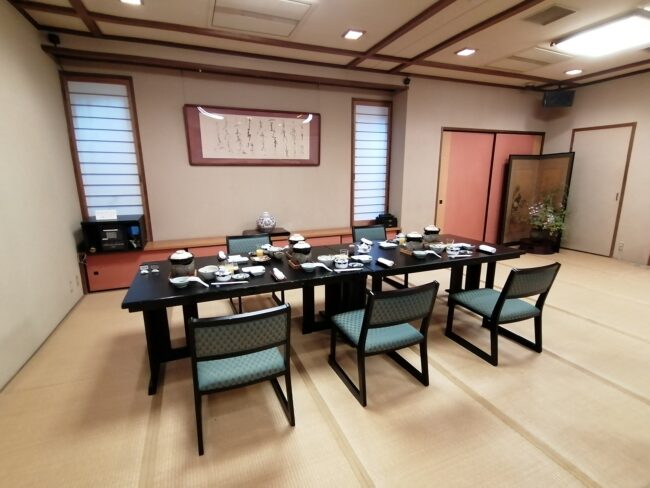 武雄温泉 湯元荘 東洋館の食事のお部屋