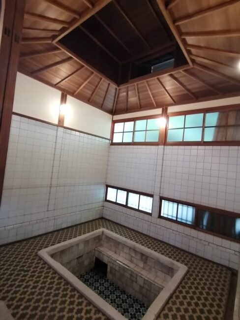 武雄温泉新館浴室